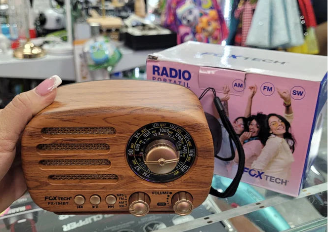 Radio Am/fm Fox Tech 194bt