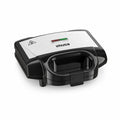 Waflera IMUSA Basic Negra Con Placas Antiadherentes