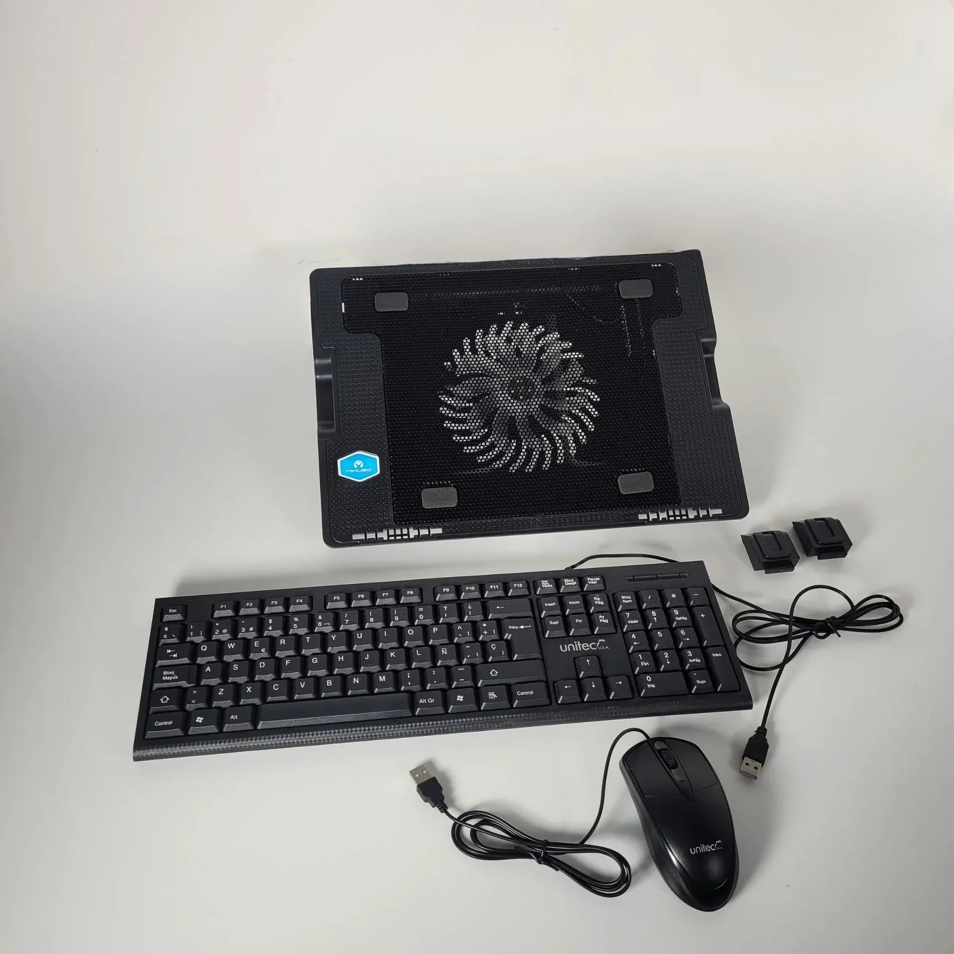 Combo Teclado + Mouse Unitec + Base Refrigerante